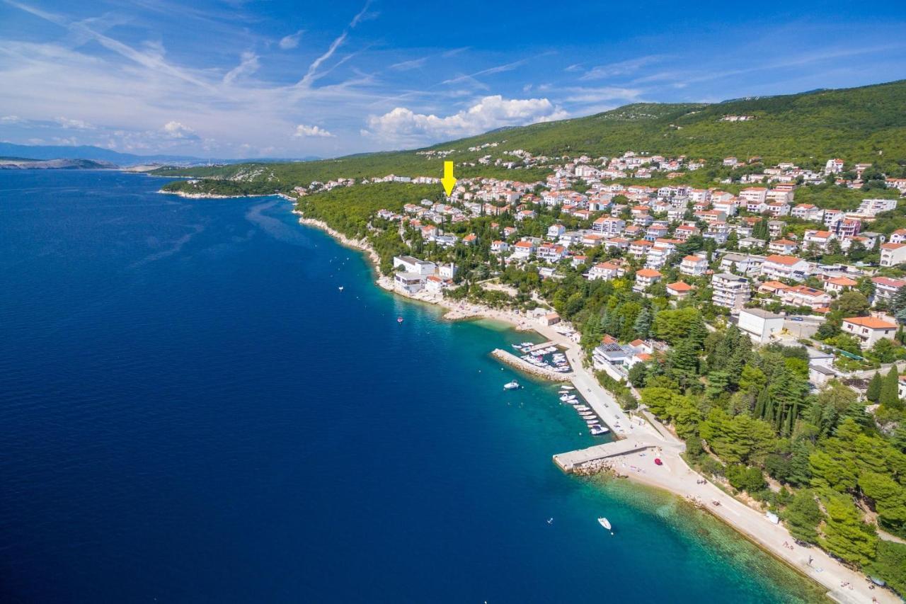 Apartments Dolloree Драмал Екстериор снимка