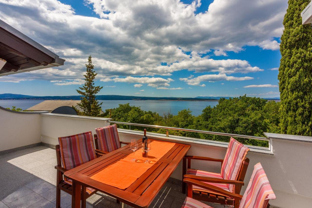 Apartments Dolloree Драмал Екстериор снимка
